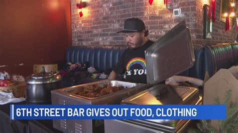 6th Street bar hosts giveaway to connect with people experiencing homelessness